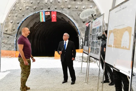 İlham Əliyev Göygöl, Kəlbəcər və Laçına səfər edib