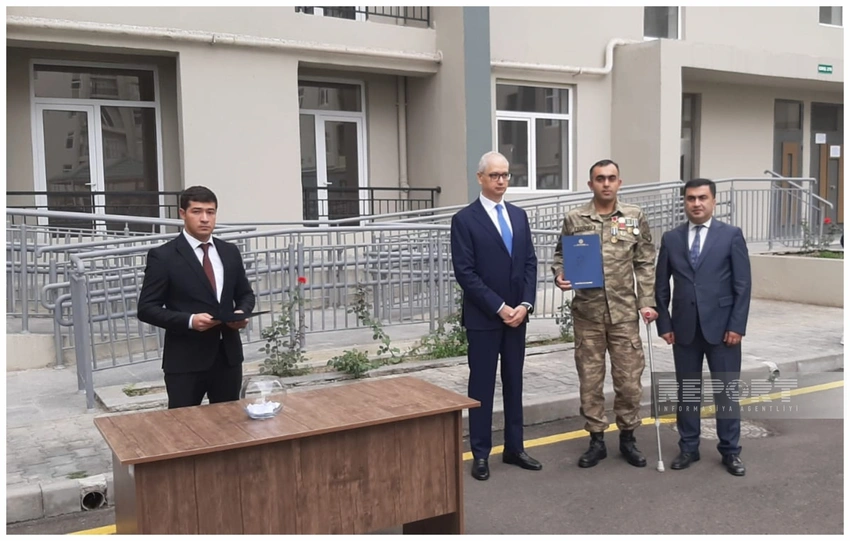 Gəncədə şəhid ailələri və müharibə əlillərinə 65 mənzil verilib