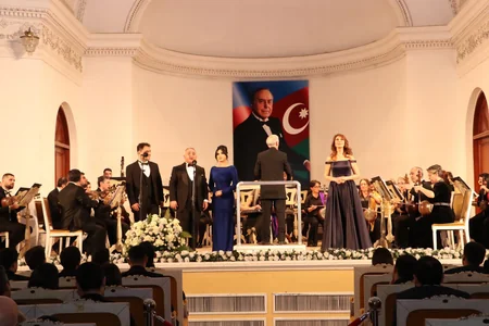 Prokurorluq əməkdaşları Dünya Azərbaycanlılarının Həmrəyliyi gününə həsr olunmuş tədbirdə iştirak edib