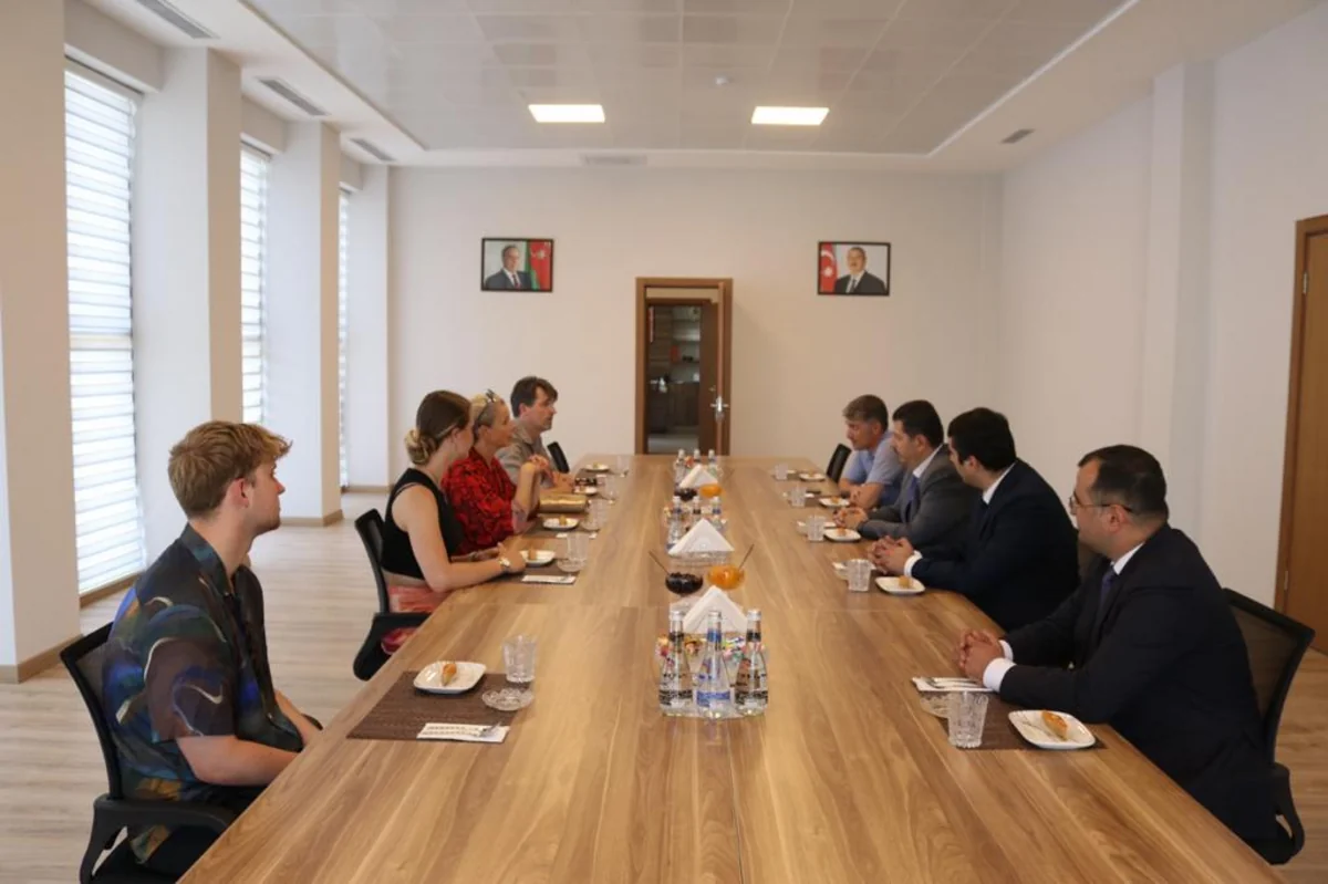 Yanne Holst Hübner və Klaus Risbcergin Azərbaycana işgüzar səfəri davam edir