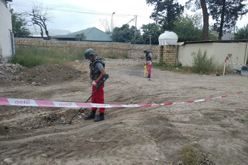 В Гяндже обнаружили ручную гранату и гильзу