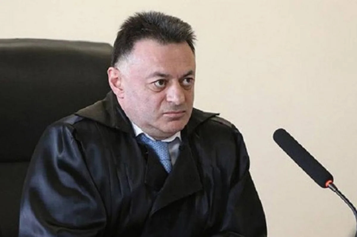 Robert Koçaryanı zaminə buraxan hakimə cinayət işi açılıb