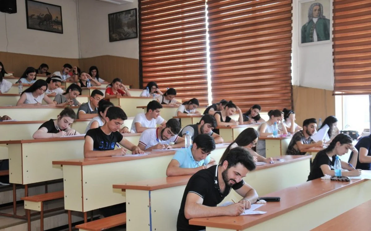Tələbələrin köçürülməsi üzrə sənəd qəbulu yekunlaşıb