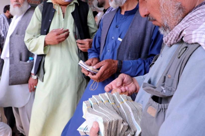 Reuters: Afghan banking system experiencing crisis