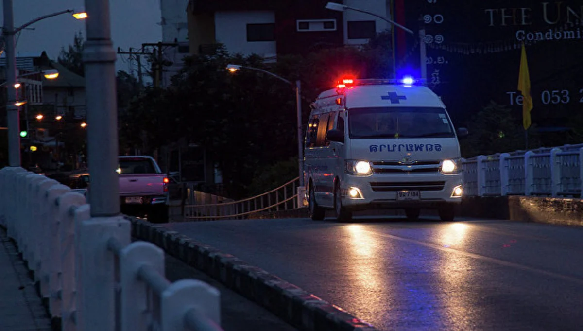 Tailandda baş vermiş yol qəzasında 2 məktəbli və 4 müəllim ölüb