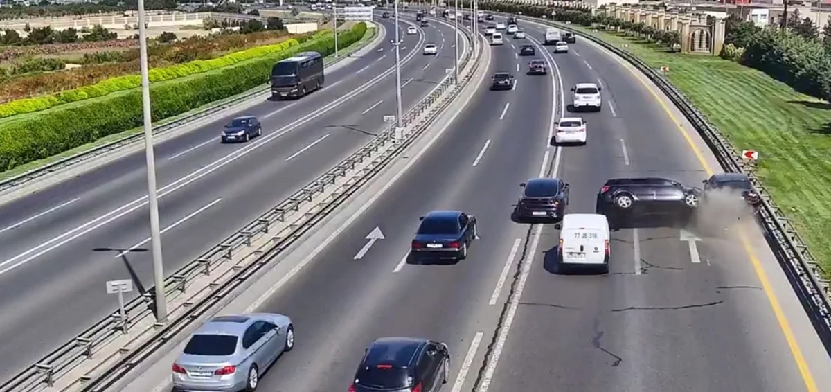 Bakıda videomüşahidə kameraları ötən altı ay ərzində 900-ə yaxın avtoqəza qeydə alıb
