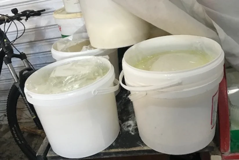В Баку на рынке приостановлена продажа молока и молочных продуктов