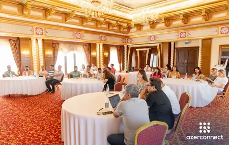 Azerconnect Milli Mətbuat Günü münasibətilə jurnalistləri bir araya toplayıb