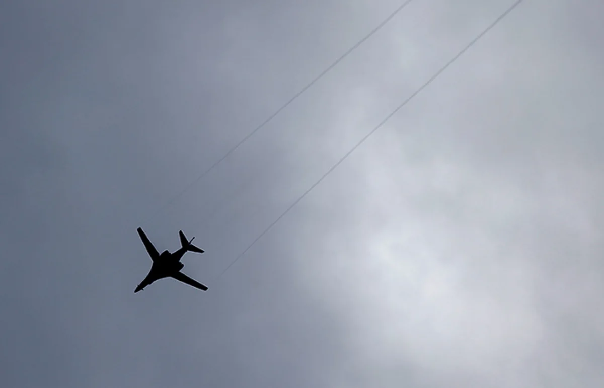 Hindistanda hərbi təyyarə yoxa çıxıb