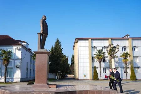 Ədliyyə naziri Astarada vətəndaşları qəbul edib