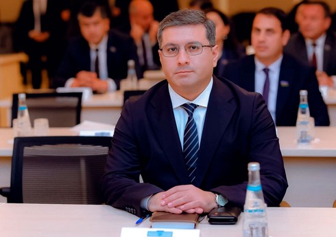 Naxçıvanın iqtisadiyyat naziri kollektivə təqdim edilib
