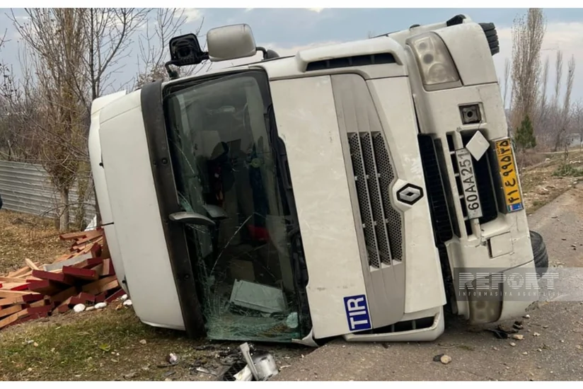 Şərurda İran vətəndaşına məxsus TIR aşıb