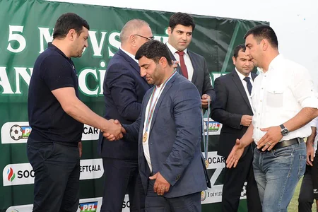 ​Futbol üzrə I Divizionun qalibi mükafatlandırılıb