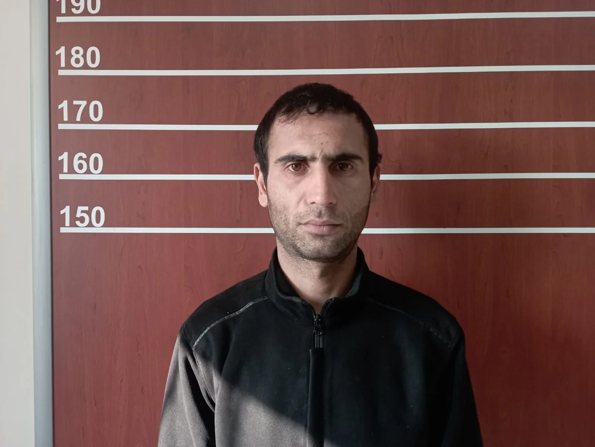 Hacıqabul sakinində AKS-74 markalı avtomat və patronları aşkarlanaraq götürülüb