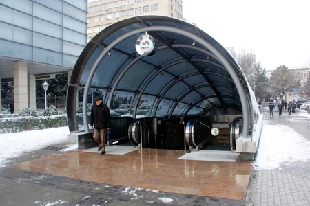 Bakı Metropoliteni qarlı havada gücləndirilmiş iş rejimində çalışır