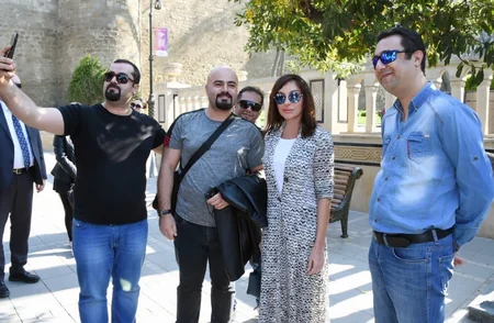 Mehriban Əliyeva: “İçərişəhər” qoruğunda qala divarının heç bir daşına da ziyan vurmaq olmaz və heç zaman vurulmayacaq - VİDEO