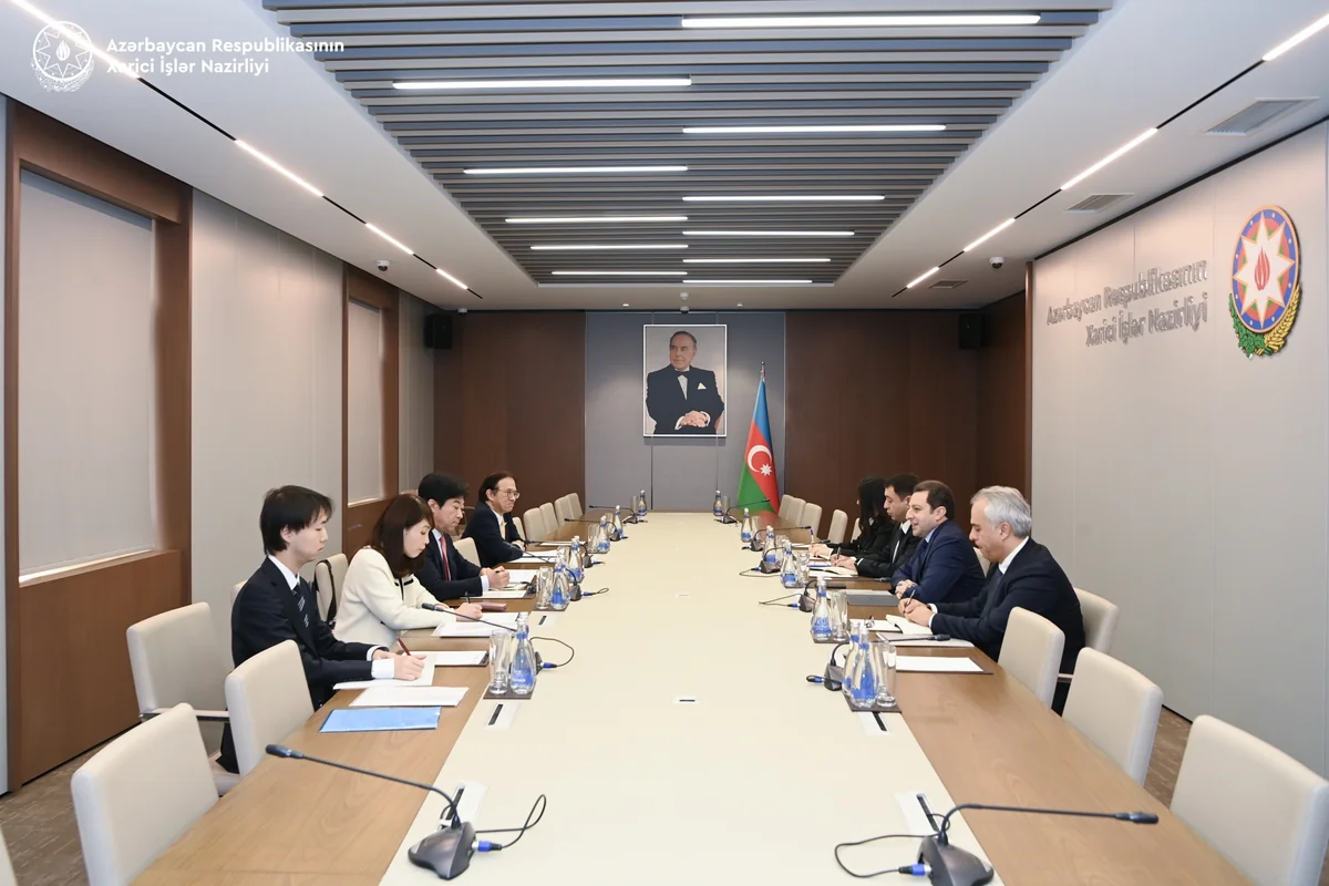 Azerbaijani deputy FM meets with Japanese MFA special envoy