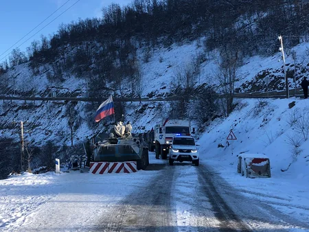 Сегодня по дороге Ханкенди-Лачын беспрепятственно проехали 22 автомобиля миротворцев