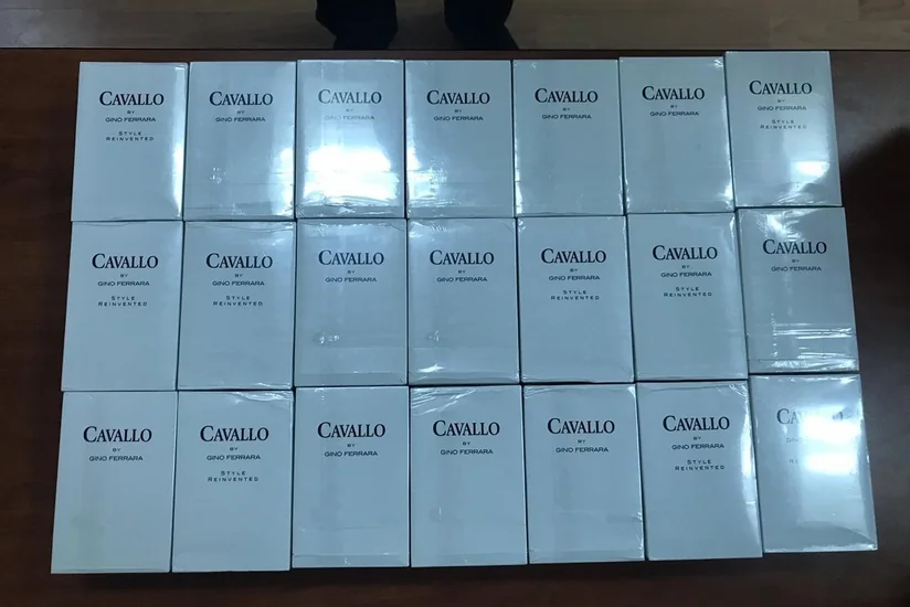 Azərbaycan gömrükçüləri tərəfindən mobil telefonlar və siqaretlər aşkar edilib