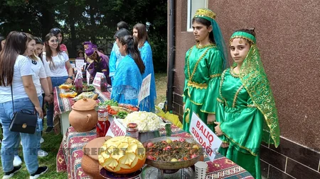 Lənkəran məktəblilərinin yay festivalı keçirilib