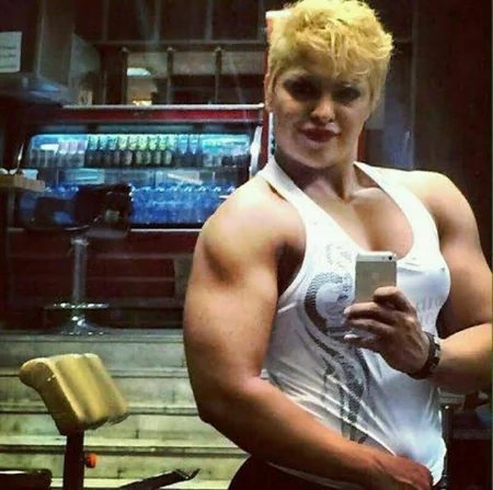 Iranian bodybuilder arrested after publishing selfie on social media