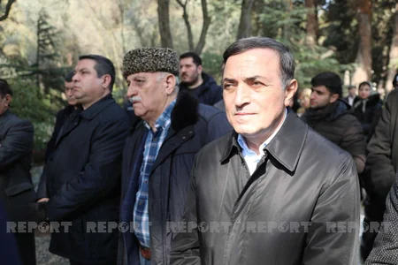 Xalq artisti Əlibaba Məmmədov dəfn olunub