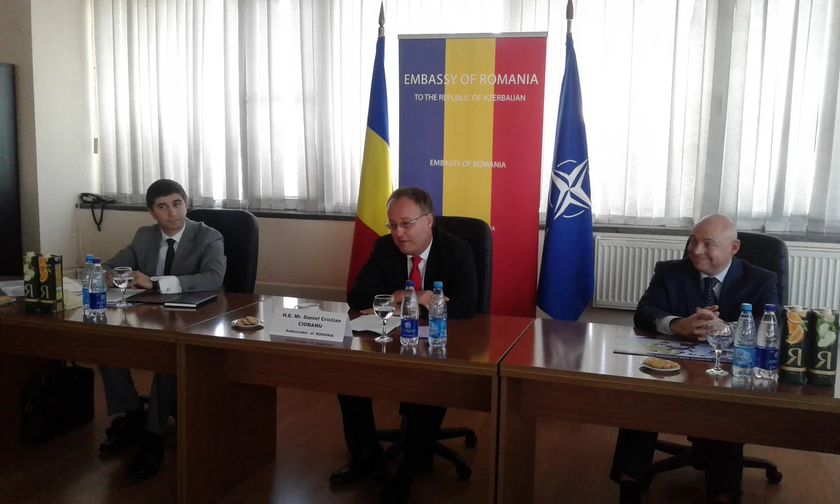 ​Roundtable on results of NATO Warsaw Summit was held in Baku