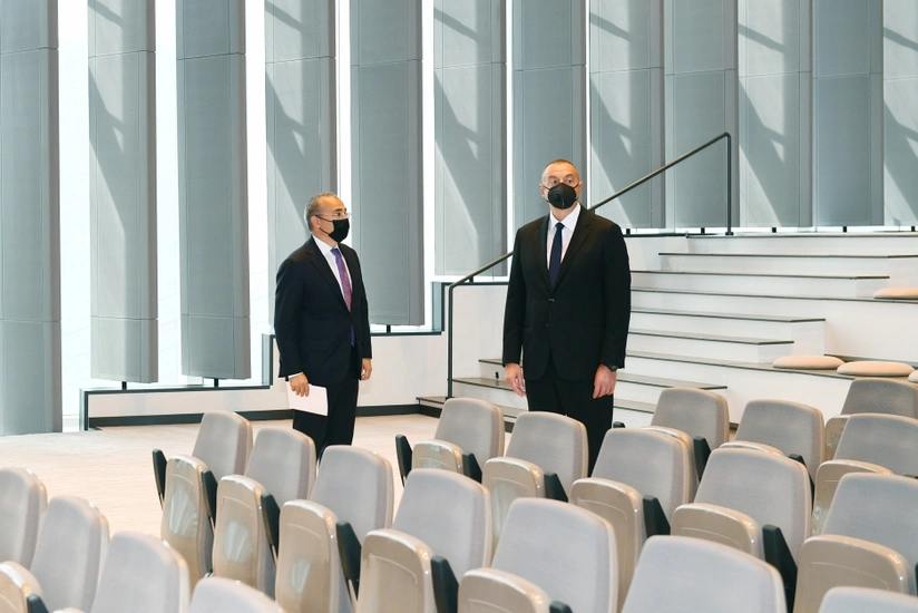 President Ilham Aliyev inaugurates new building of Ministry of Economy