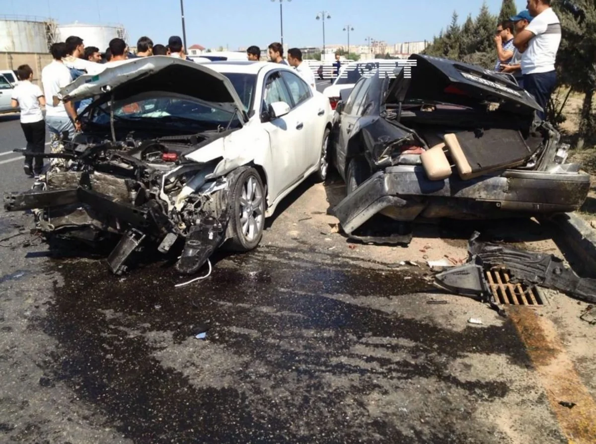 Bakıda toy karvanında zəncirvari qəza olub, xəsarət alanlar var