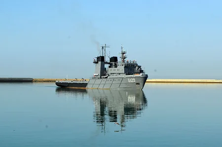 Корабли ВМС Азербайджана вернулись из РФ