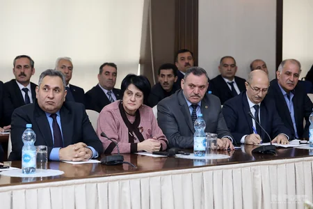 Nazir Qarabağ müharibəsi iştirakçıları və şəhid ailələri ilə görüş keçirir