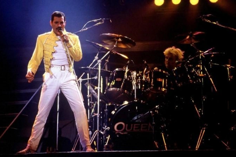 Asteroid named after Freddie Mercury on his 70th birthday