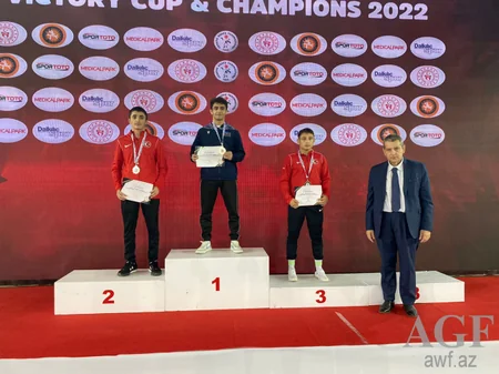 Azərbaycan güləşçiləri Türkiyədəki Çempionlar turnirinə 11 medalla start verib