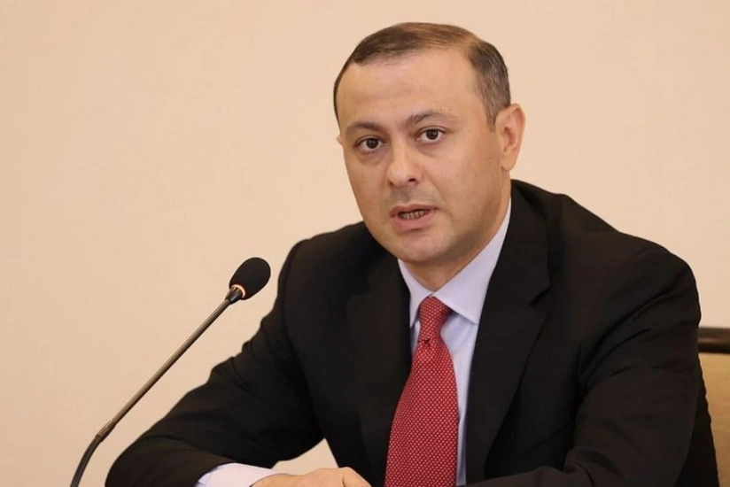 Armenia Security Council secretary, EU delegation mull situation on border with Azerbaijan