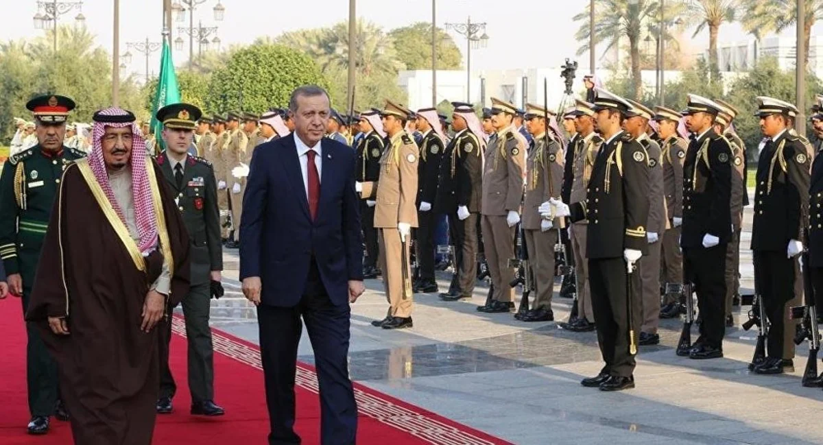 ​Səudiyyə Ərəbistanı kralı Türkiyədə səfərdədir