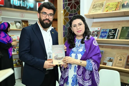 İstanbul sərgisində Azərbaycan yazarlarının iştirakı ilə ədəbi müzakirələr keçirilib