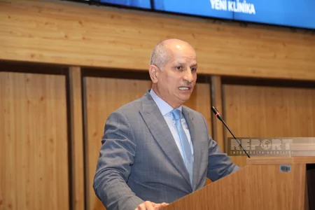 “Yeni klinika”da Heydər Əliyev İlinə həsr olunan tədbir keçirilib