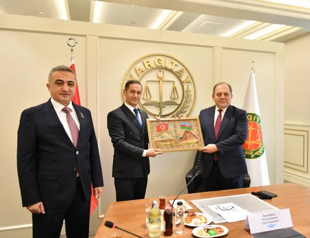 Ankarada türk dünyası vəkillərinin əməkdaşlığının gücləndirilməsi müzakirə olunub