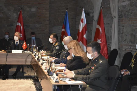 Azerbaijani, Turkish, Georgian defense ministers' presser focuses on regional security