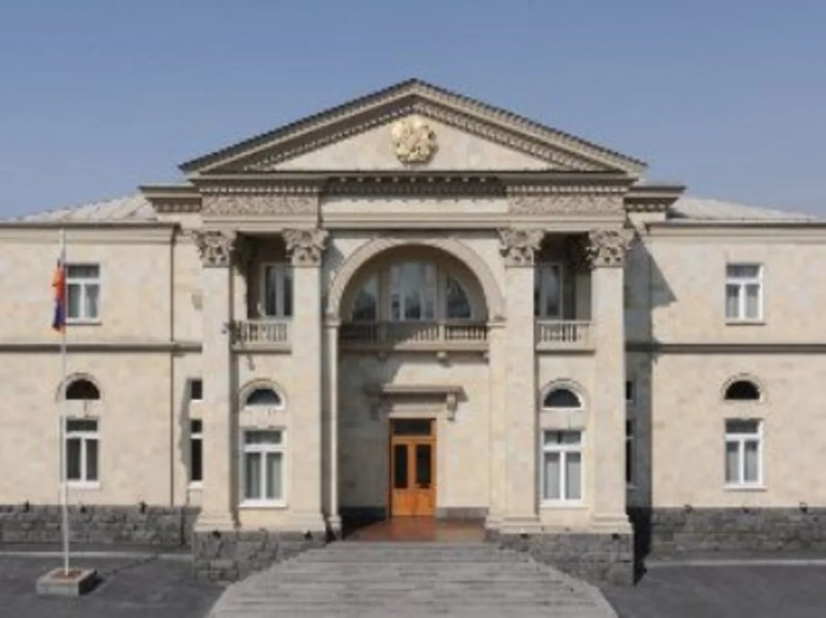 Three advisers to Armenian president sacked