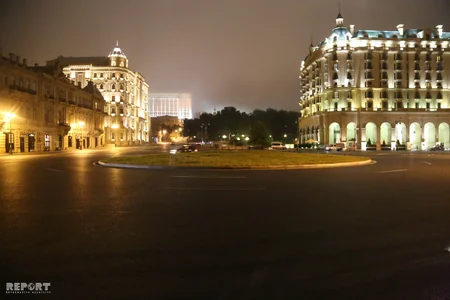 Bakı şəhərinin üzərini su buxarı bürüyüb - FOTO