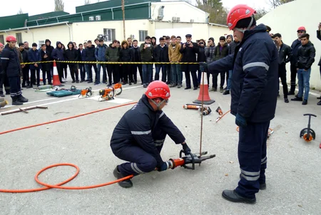Bakı məktəblərində şagirdlər üçün açıq dərs təşkil olunub