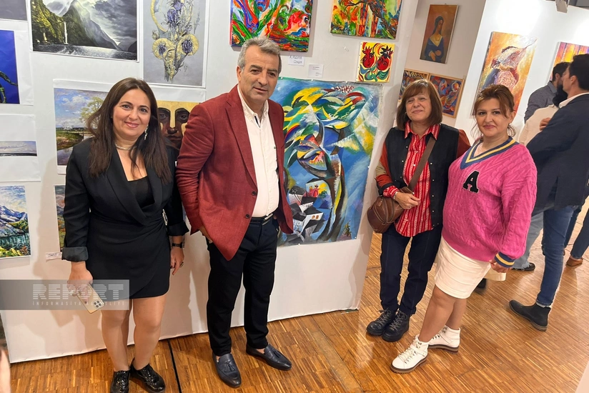 Azərbaycan rəssamlarının əsərləri Luvrda keçirilən sərgidə nümayiş olunur