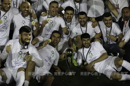 Кешле вручили Кубок Азербайджана