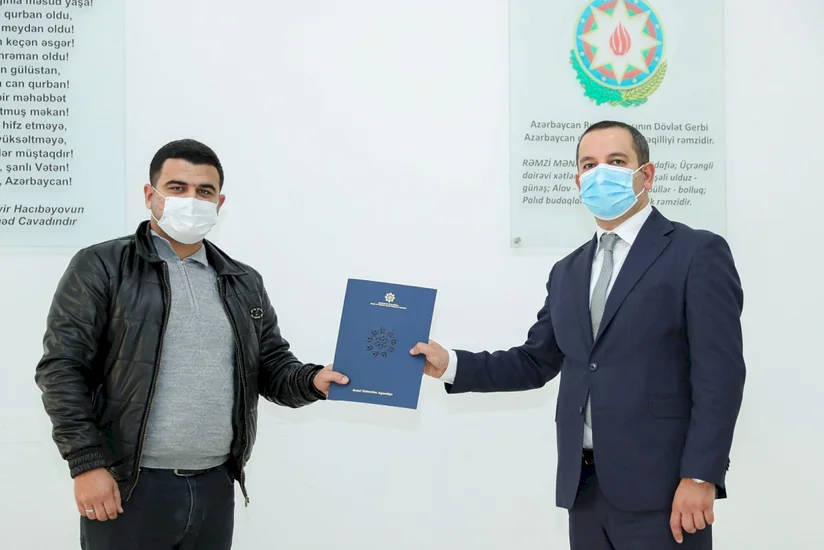 Bu il dövlət uşaq müəssisələrinin 186 məzununa mənzillər verilib