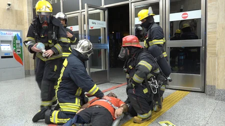 FHN metroda təlim keçirib