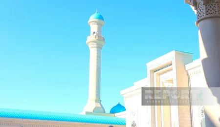 Cənubi Qafqazın ən böyük məscidlərindən biri olan Heydər Məscidindən - FOTOREPORTAJ