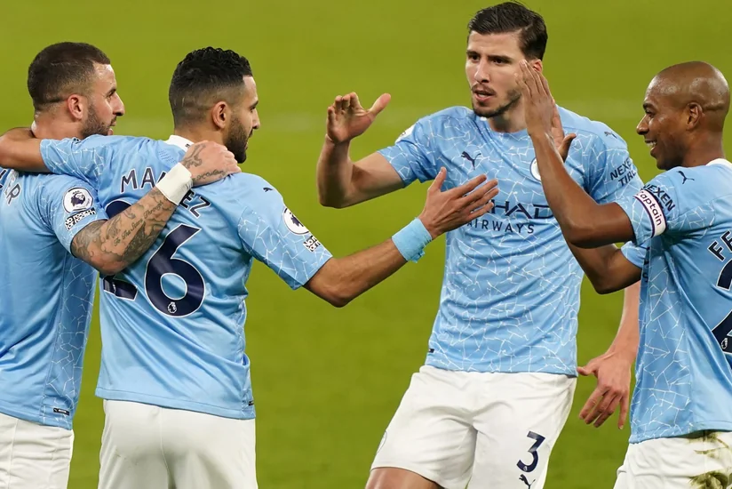 Mançester Siti darmadağınla liderliyini möhkəmlətdi