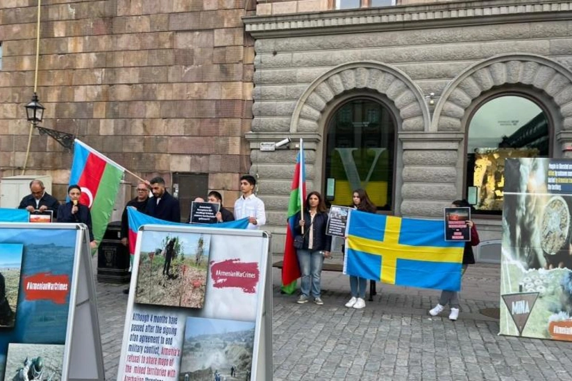 В Швеции азербайджанская диаспора провела пикет в знак протеста против провокаций Армении