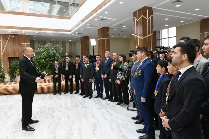 Prezident Beyləqan Olimpiya İdman Kompleksinin açılışında iştirak edib